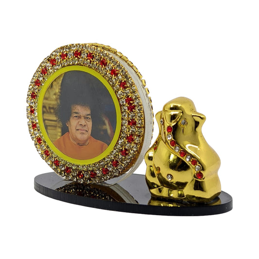 Diamond Cut Sai Baba Stand