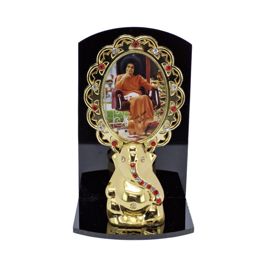 Ganesha & Sai Baba Stand