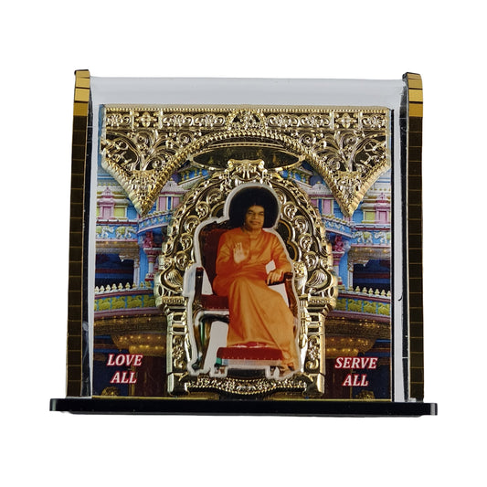 Sai Baba Doom Style Stand