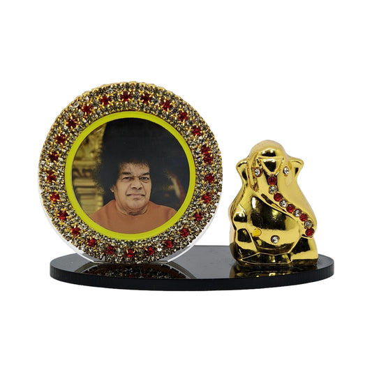 Diamond Cut Sai Baba Stand